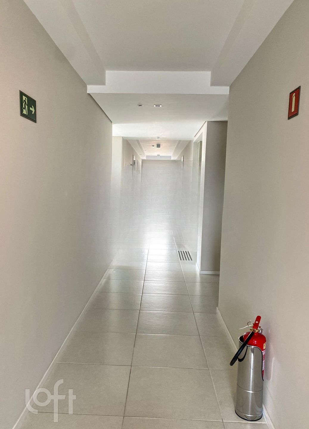 Apartamento à venda com 1 quarto, 28m² - Foto 16