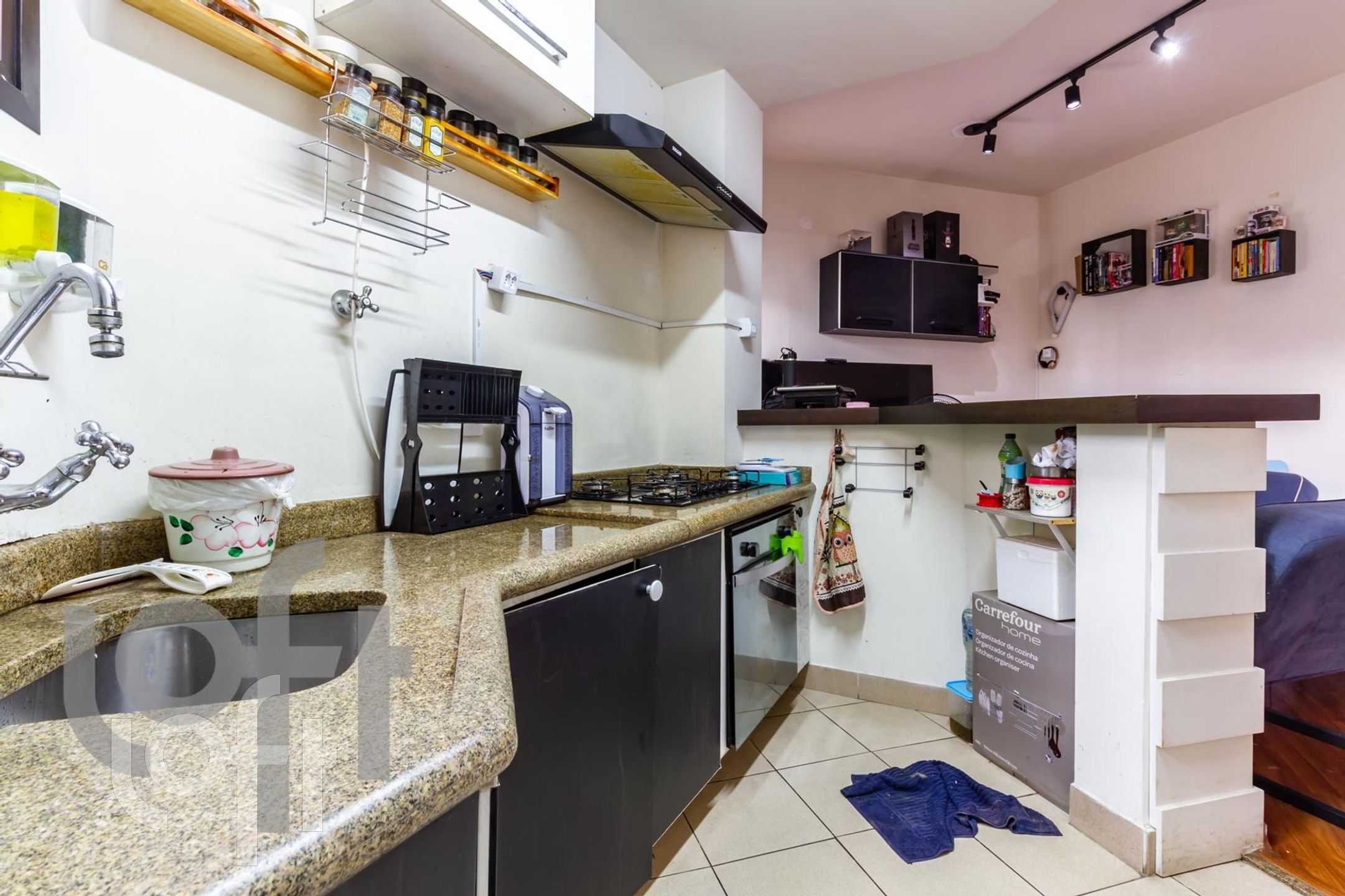 Apartamento à venda com 2 quartos, 72m² - Foto 26