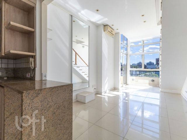 Apartamento com 103m², 1 dormitório, 1 suíte, 1 vaga, Jardim Europa em Porto Alegre