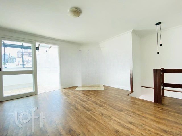 Apartamento com 180m², 3 dormitórios, 1 suíte, 2 vagas, Rio Branco em Porto Alegre