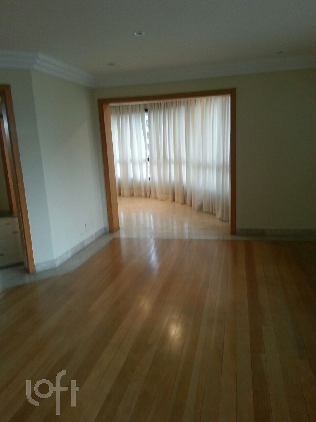 Apartamento à venda com 4 quartos, 255m² - Foto 1