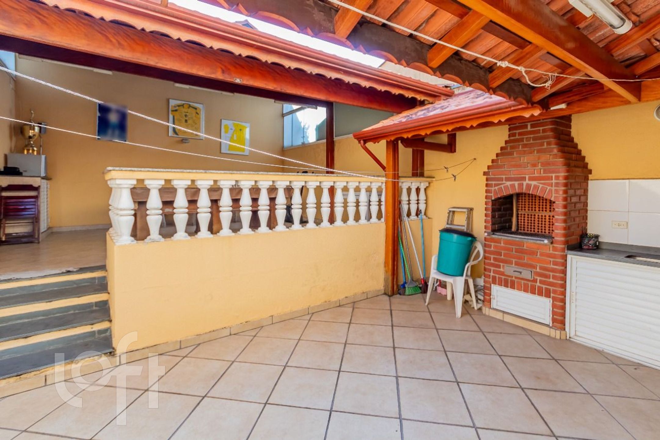 Imagem da propriedade PU1644i0u 44