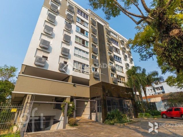 Apartamento com 60m², 2 dormitórios, 1 vaga, Floresta em Porto Alegre