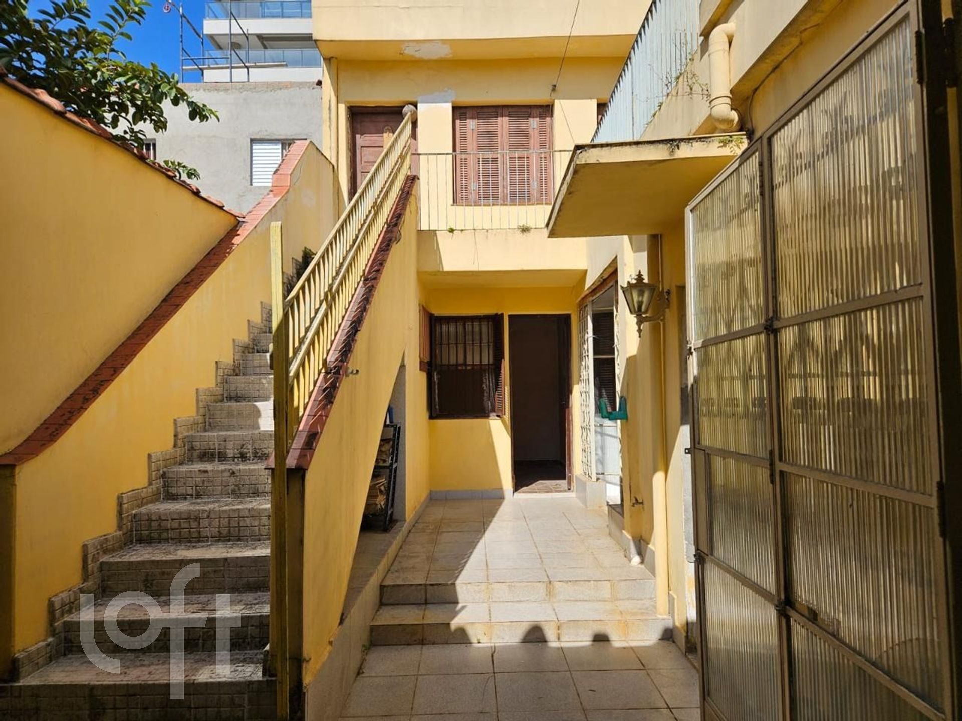 Casa à venda com 3 quartos, 228m² - Foto 8