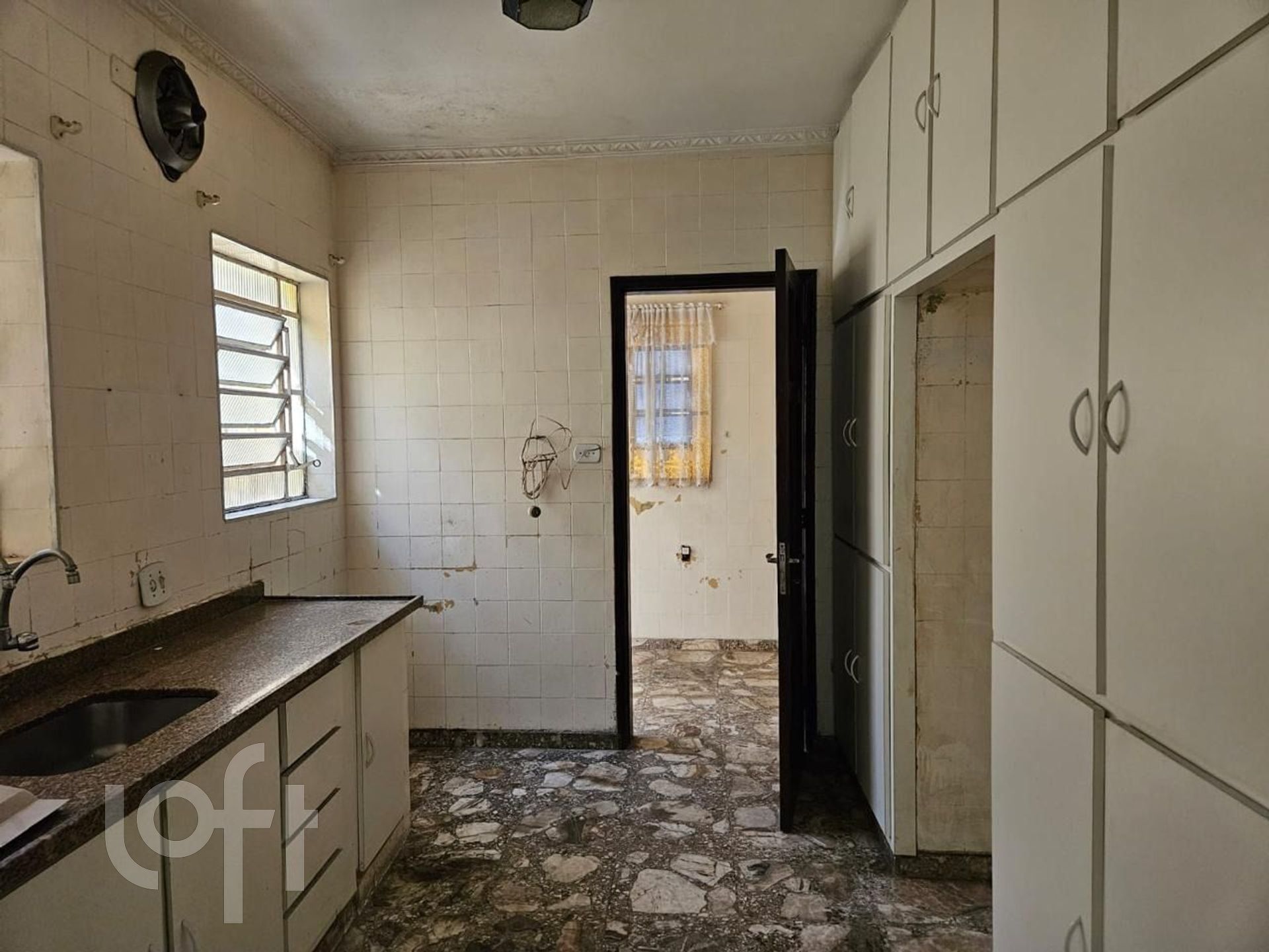 Casa à venda com 3 quartos, 228m² - Foto 17