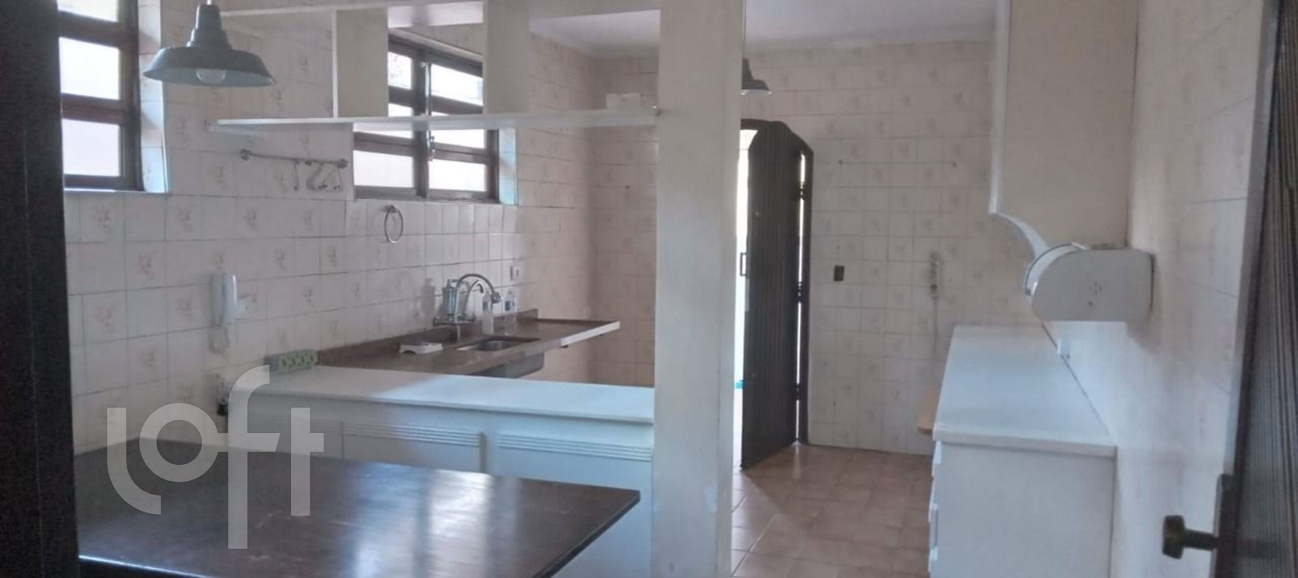 Casa à venda com 3 quartos, 200m² - Foto 2