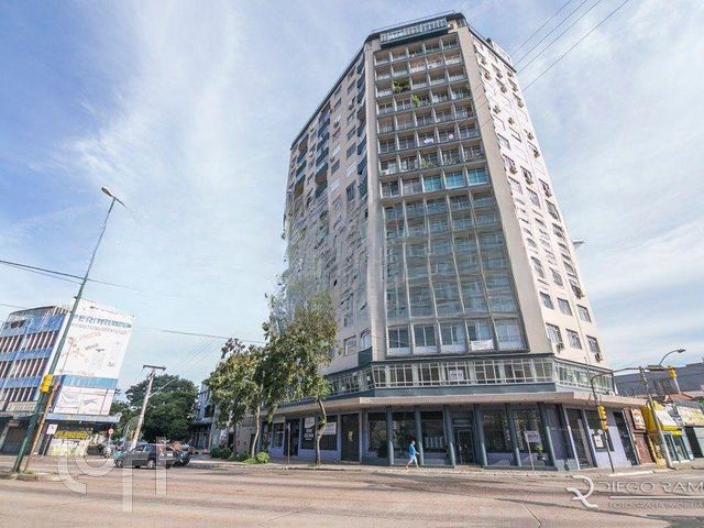 Apartamento com 100m², 2 dormitórios, Floresta em Porto Alegre