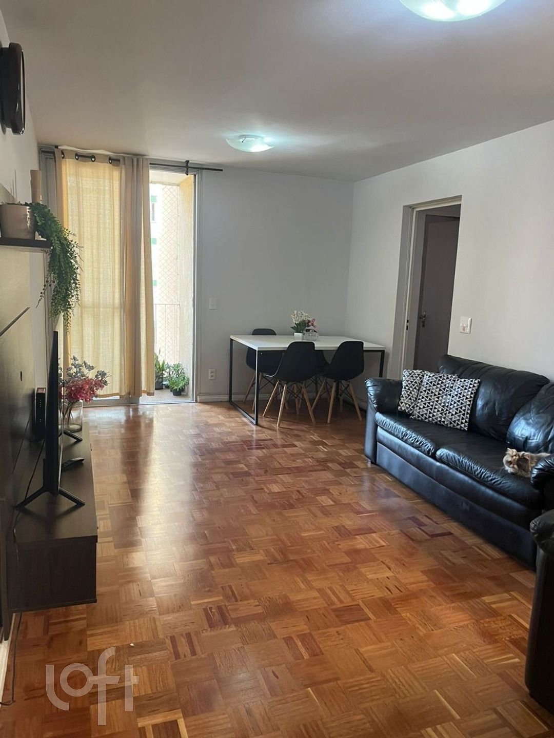 Apartamento à venda com 3 quartos, 75m² - Foto 2