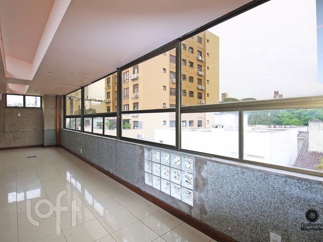 Apartamento com 142m², 4 dormitórios, 1 suíte, 2 vagas, Higienópolis em Porto Alegre