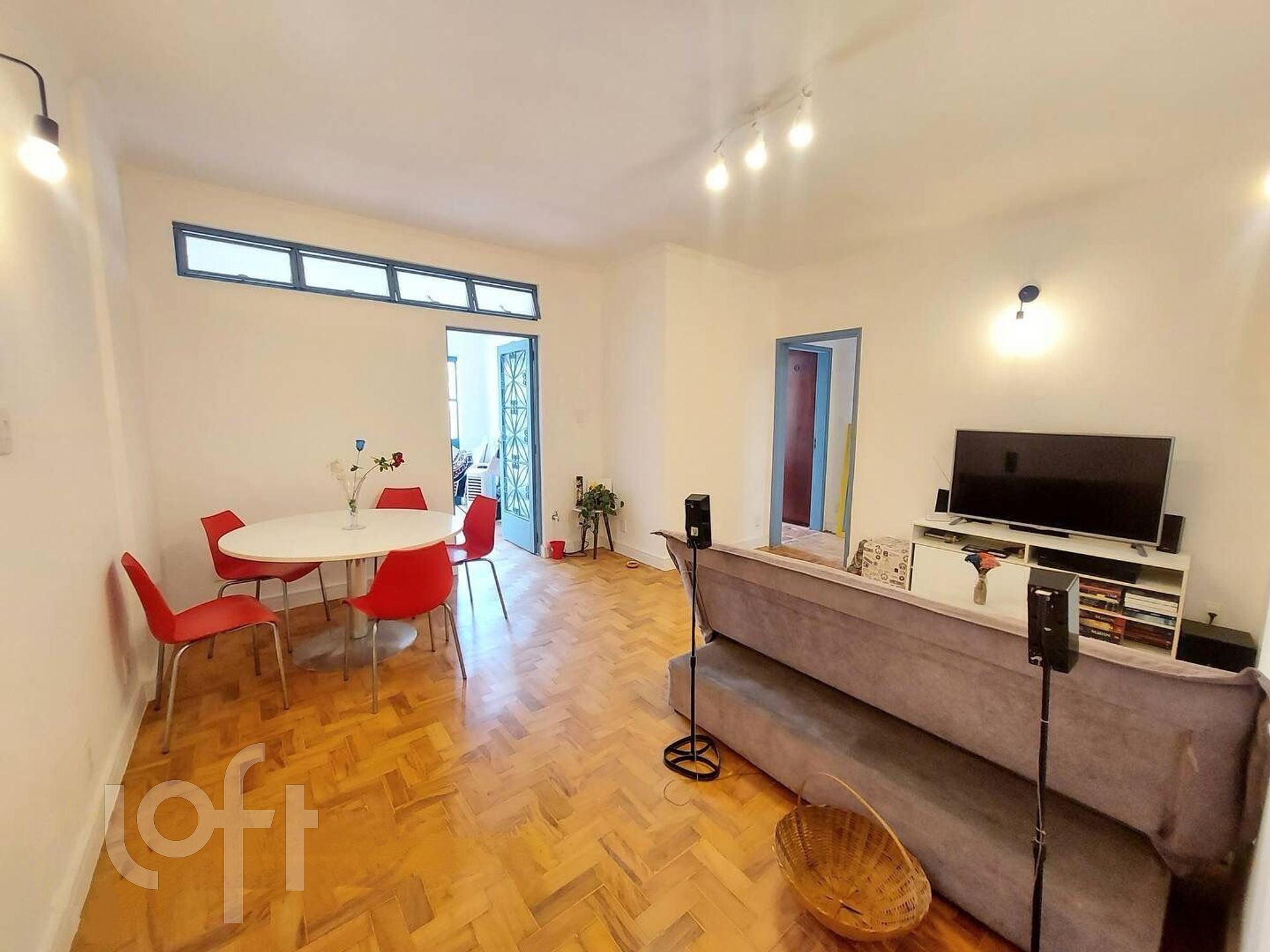 Apartamento à venda com 1 quarto, 83m² - Foto 2