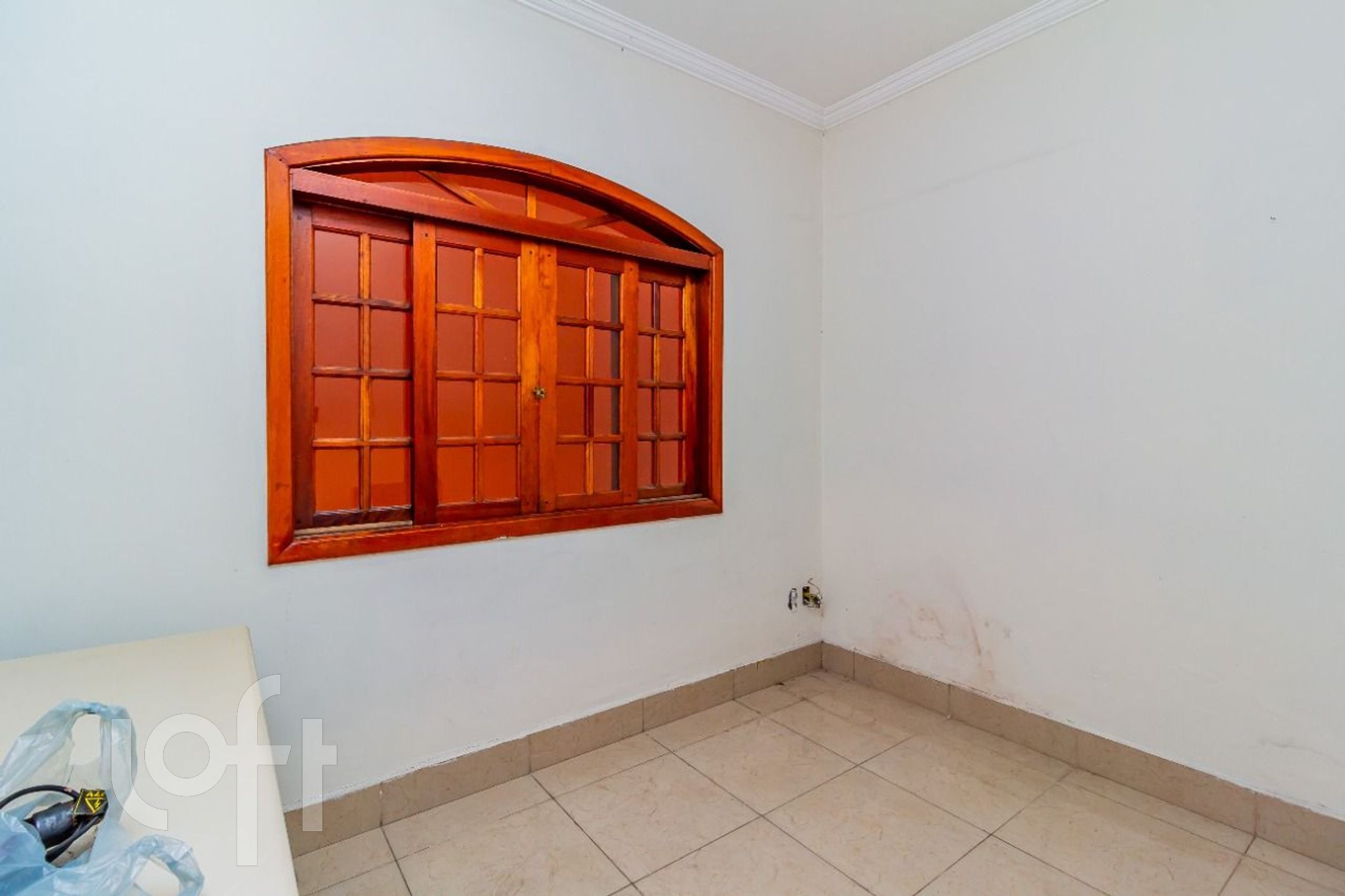 Casa à venda com 5 quartos, 200m² - Foto 9