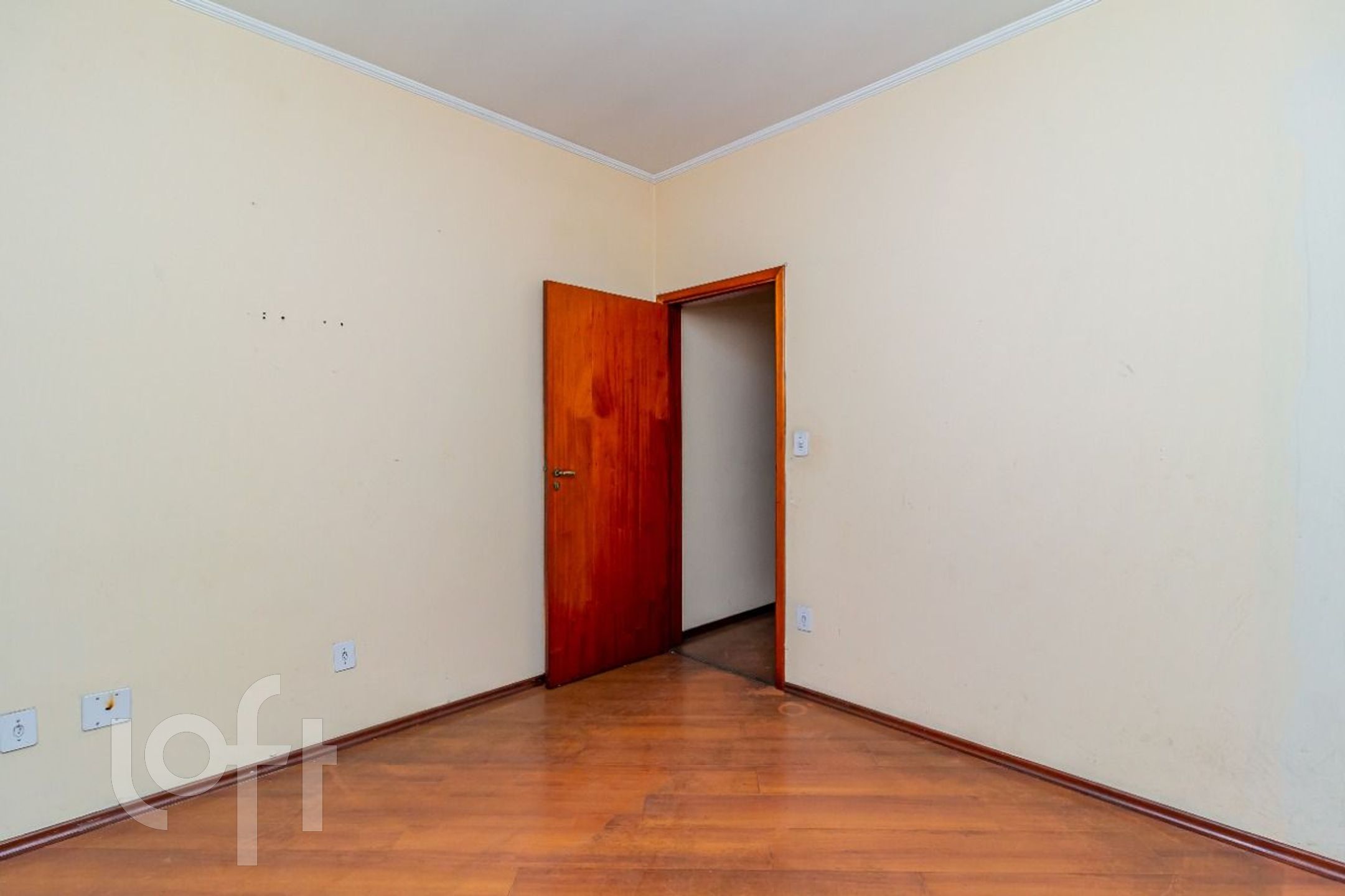 Casa à venda com 5 quartos, 200m² - Foto 37