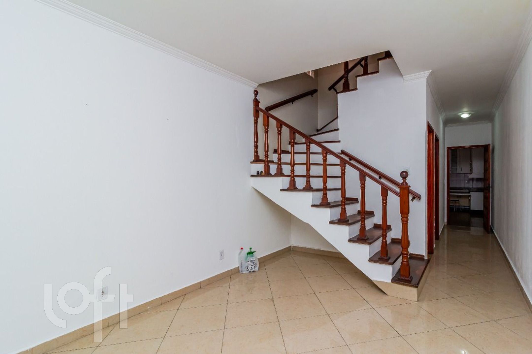 Casa à venda com 5 quartos, 200m² - Foto 8