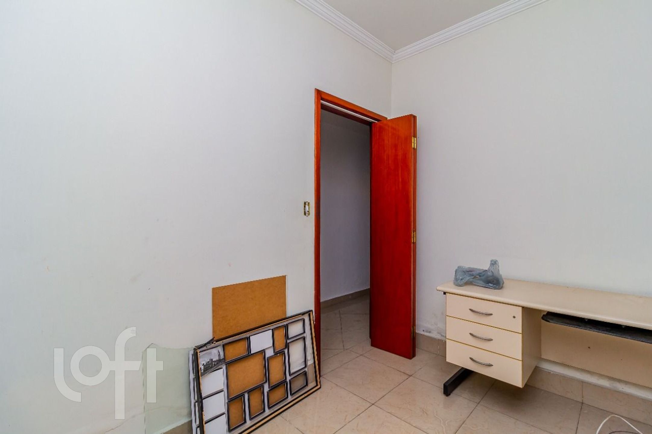 Casa à venda com 5 quartos, 200m² - Foto 11