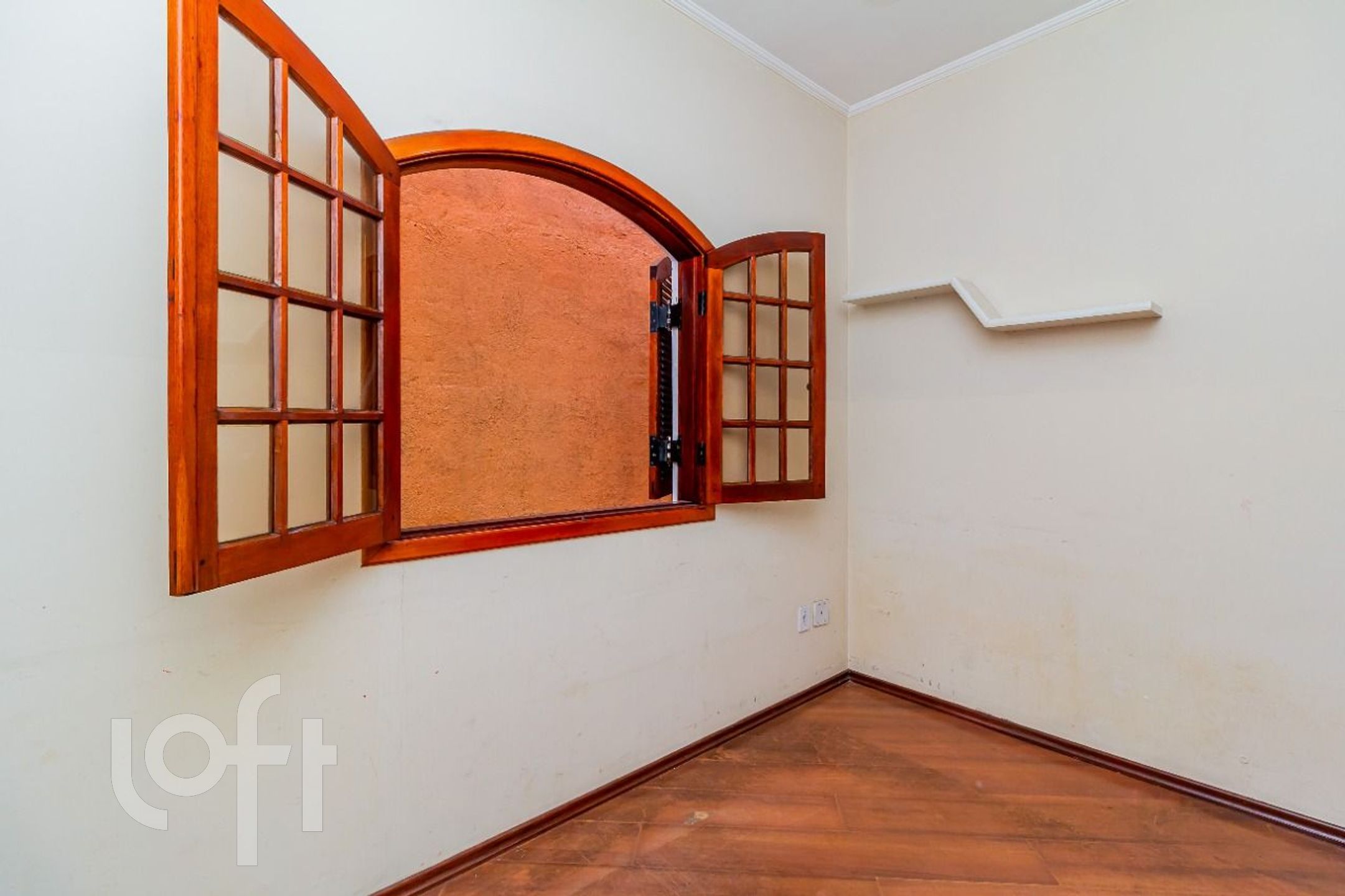 Casa à venda com 5 quartos, 200m² - Foto 33