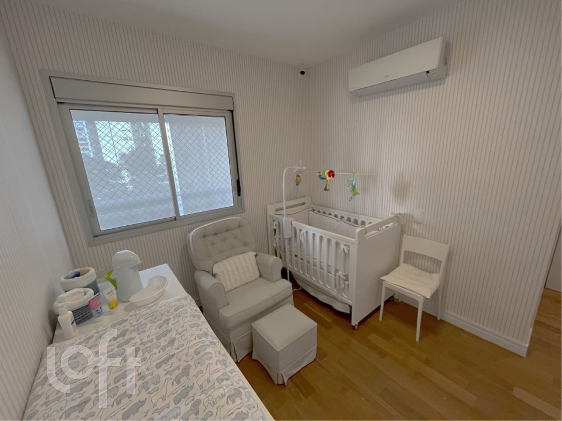 Apartamento à venda com 4 quartos, 220m² - Foto 28