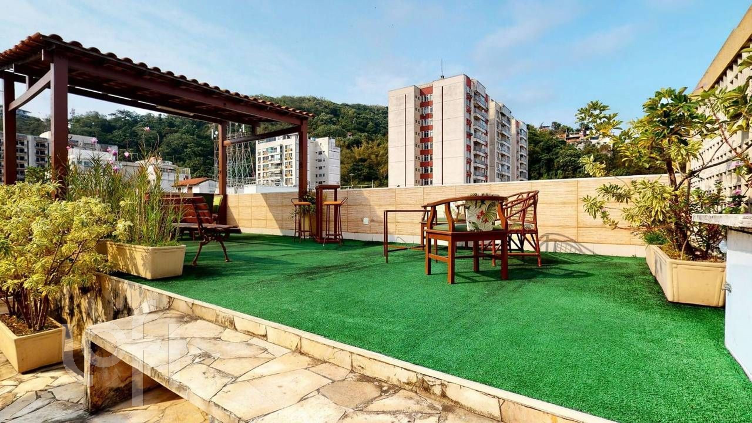 Apartamento à venda com 4 quartos, 207m² - Foto 42