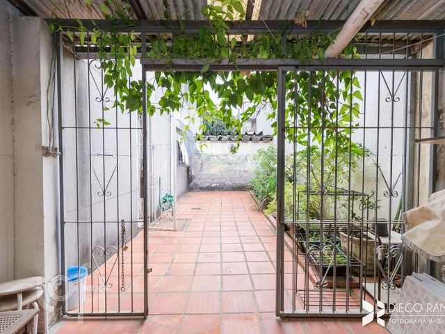 Apartamento com 89m², 2 dormitórios, 1 vaga, Menino Deus em Porto Alegre