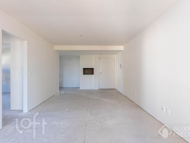 Apartamento com 67m², 2 dormitórios, 1 suíte, 2 vagas, Petrópolis em Porto Alegre