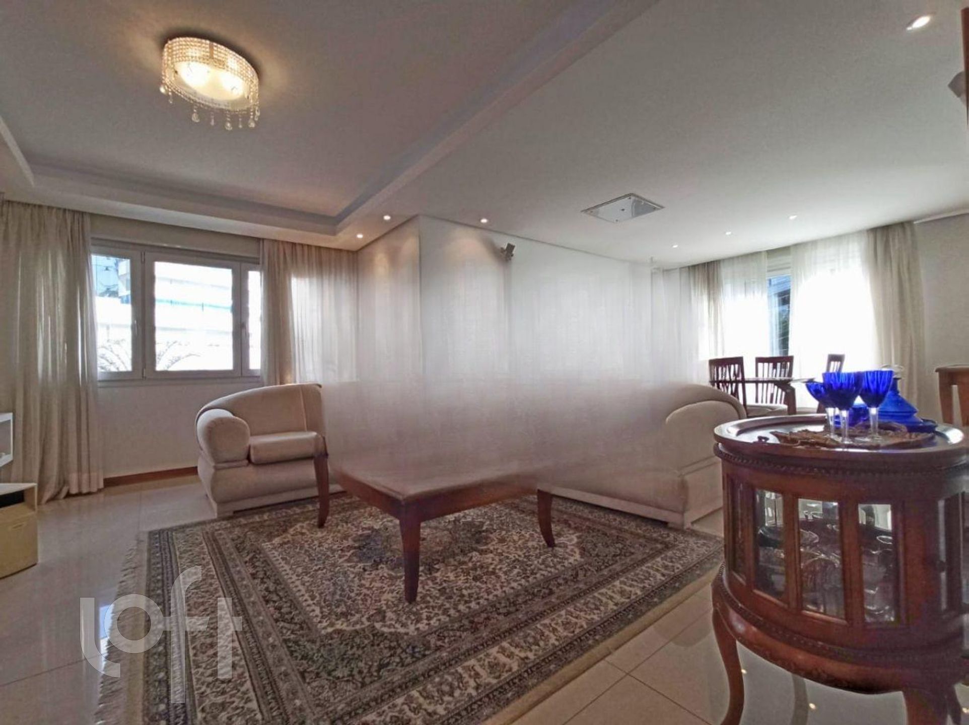 Apartamentos com 152m², 3 quartos, 1 suíte, 2 garagens, no bairro Agronômica em Florianópolis