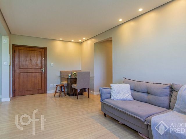 Apartamento com 67m², 3 dormitórios, 1 vaga, Petrópolis em Porto Alegre