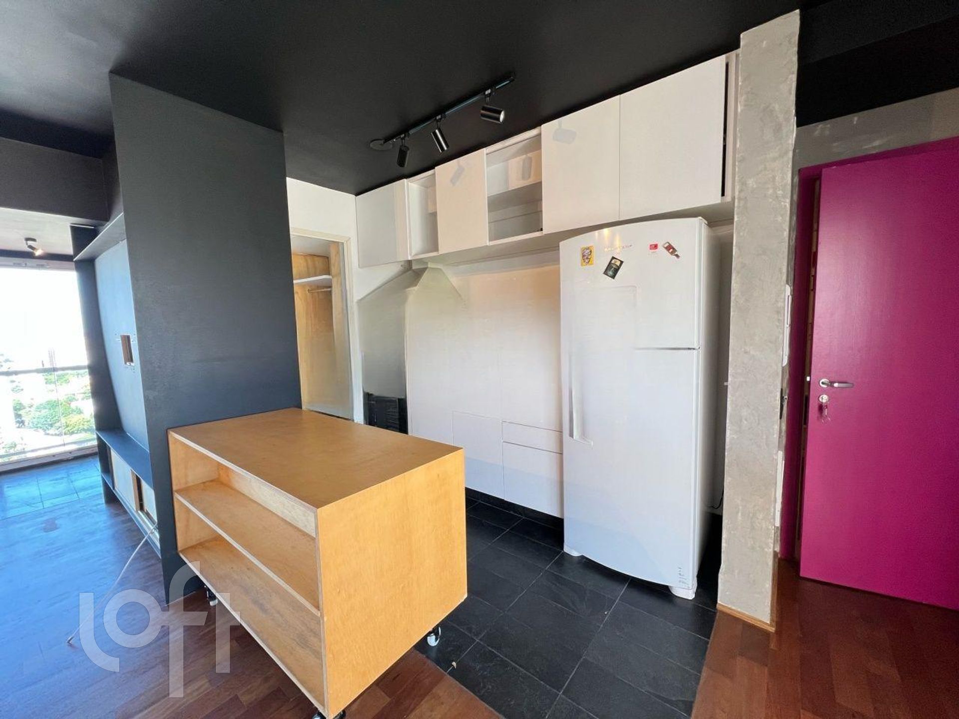 Apartamento à venda com 1 quarto, 130m² - Foto 10