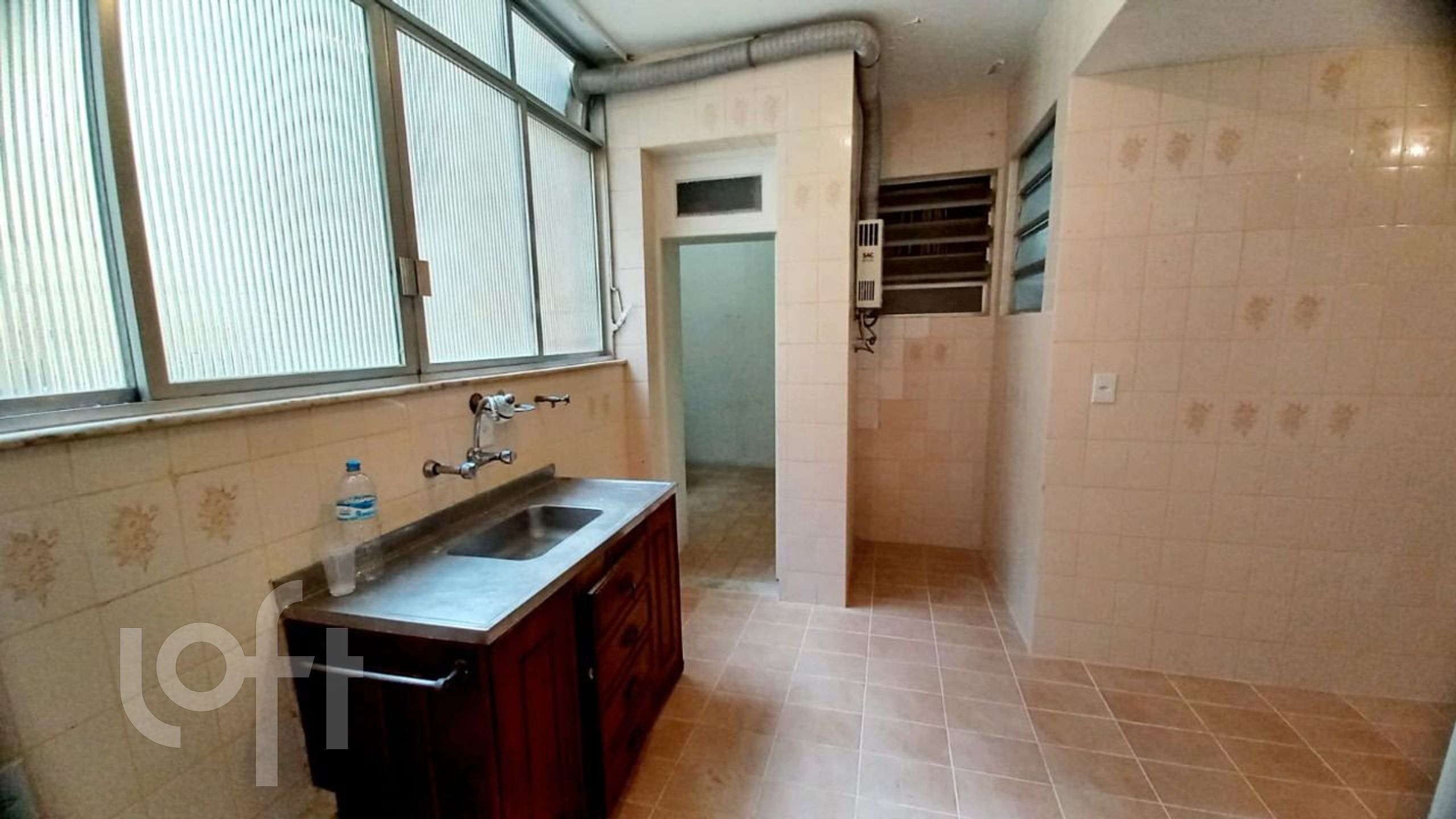 Apartamento à venda com 3 quartos, 187m² - Foto 3