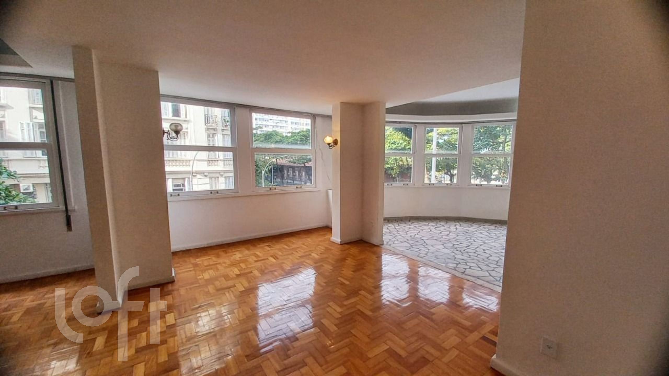 Apartamento à venda com 3 quartos, 187m² - Foto 19