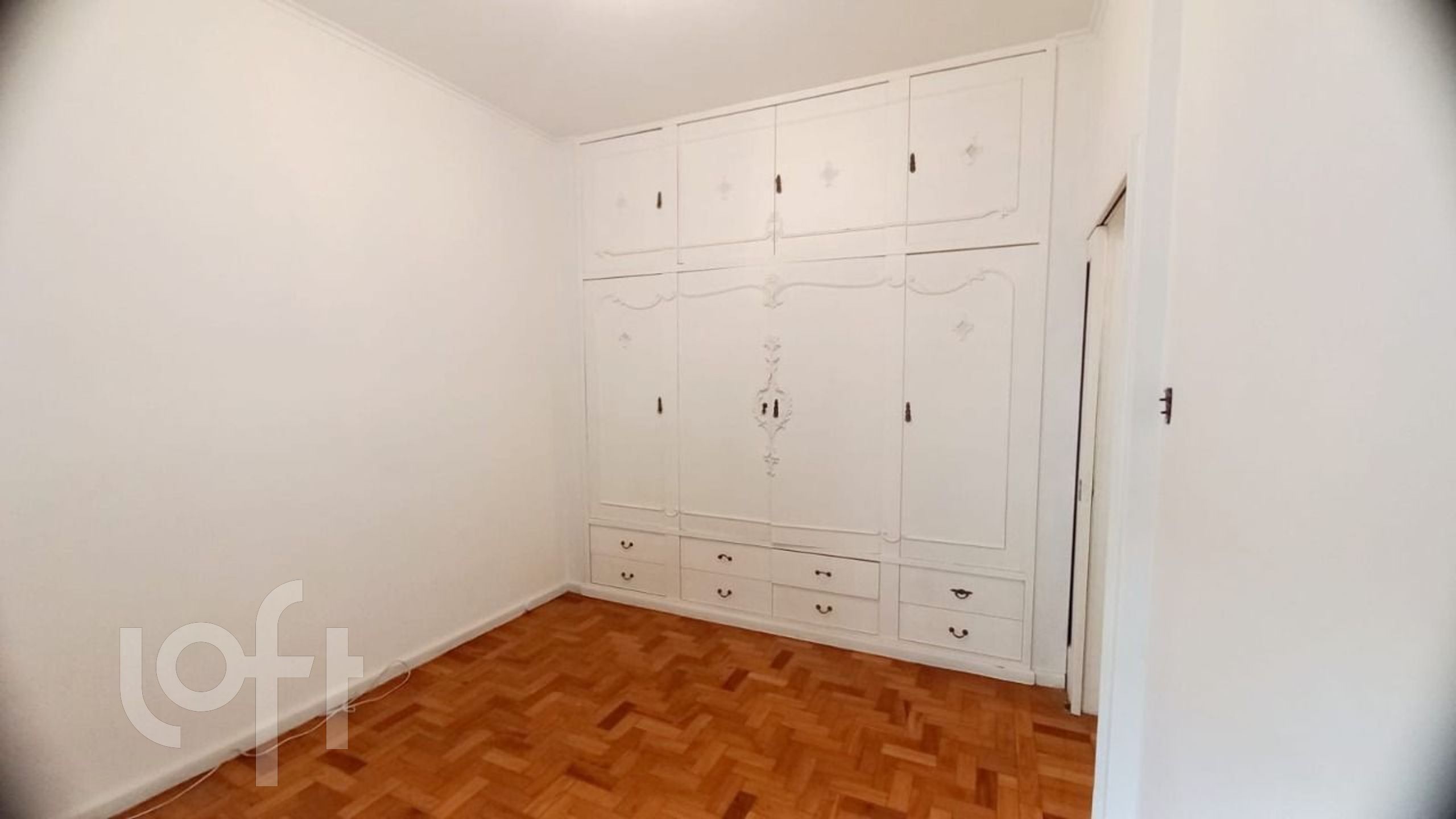 Apartamento à venda com 3 quartos, 187m² - Foto 13