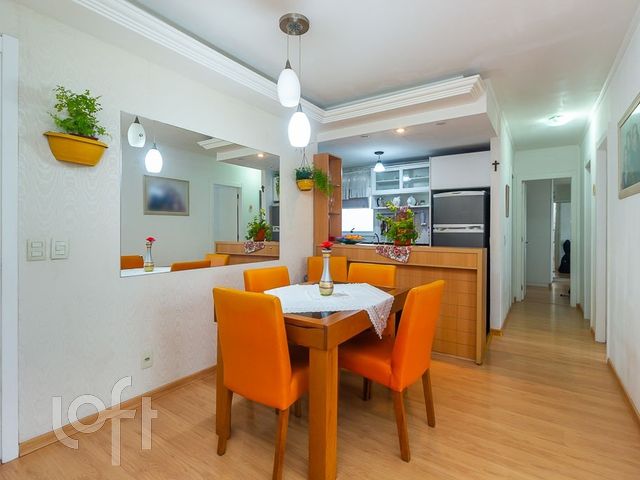 Apartamento com 76m², 3 dormitórios, 1 suíte, 1 vaga, Cristo Redentor em Porto Alegre