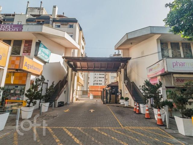 Apartamento com 109m², 3 dormitórios, 1 suíte, 1 vaga, Cristo Redentor em Porto Alegre