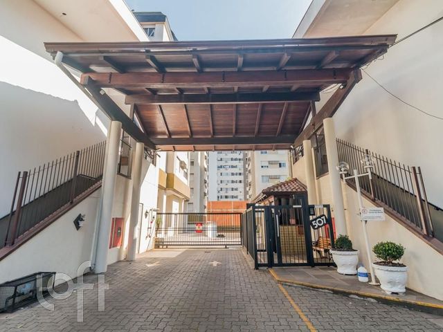 Apartamento com 109m², 3 dormitórios, 1 suíte, 1 vaga, Cristo Redentor em Porto Alegre