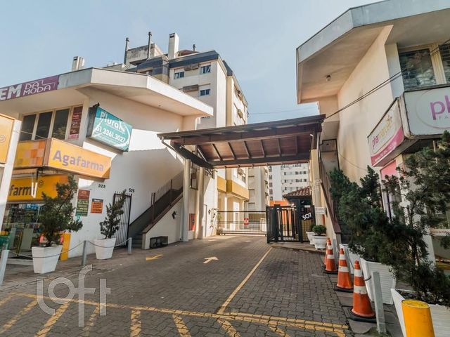 Apartamento com 109m², 3 dormitórios, 1 suíte, 1 vaga, Cristo Redentor em Porto Alegre