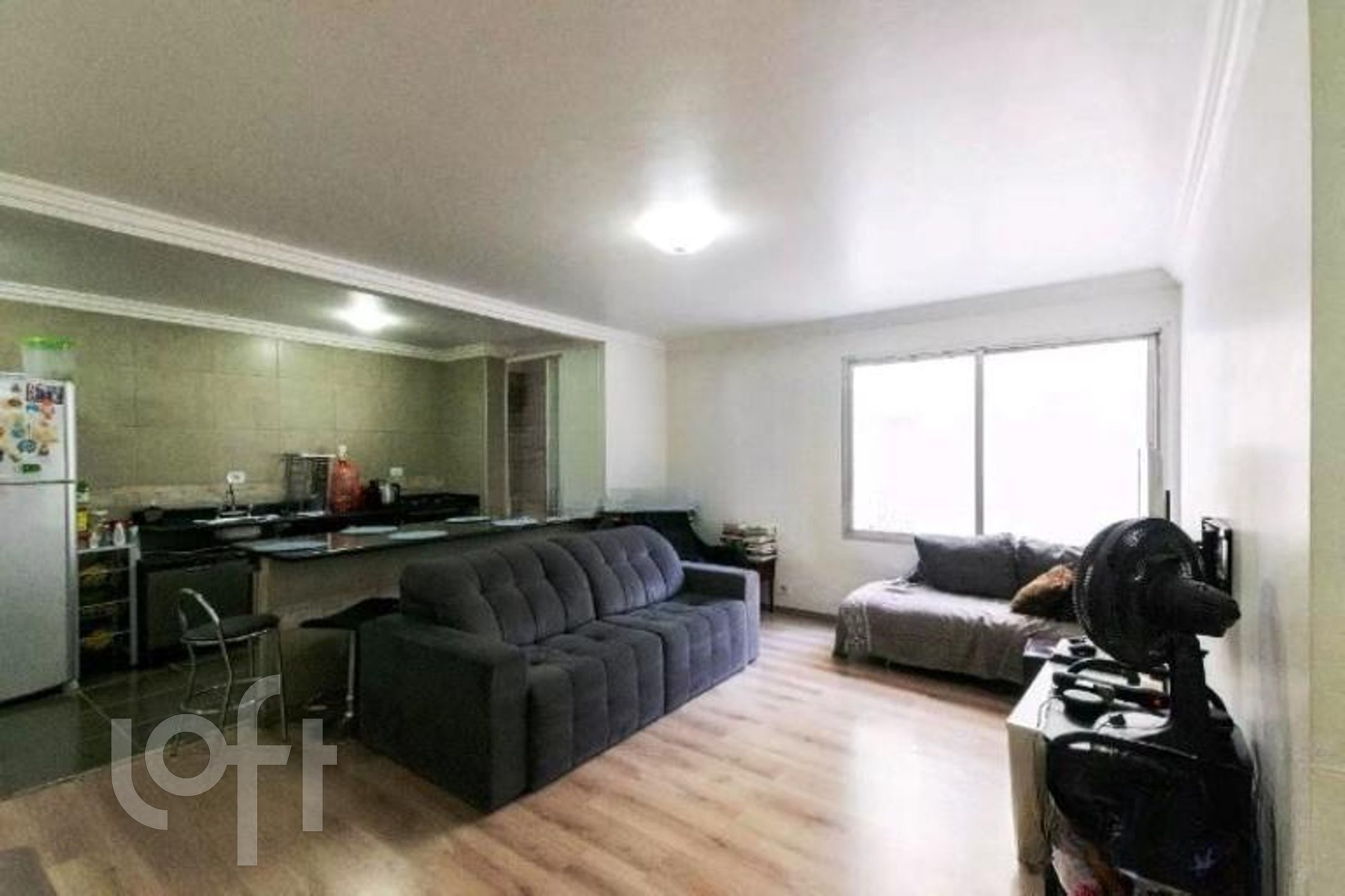 Apartamento à venda com 3 quartos, 105m² - Foto 2