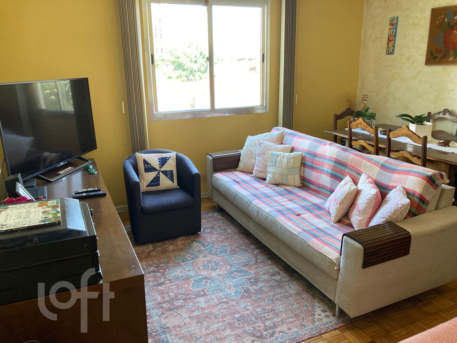 Apartamento à venda com 3 quartos, 71m² - Foto 1