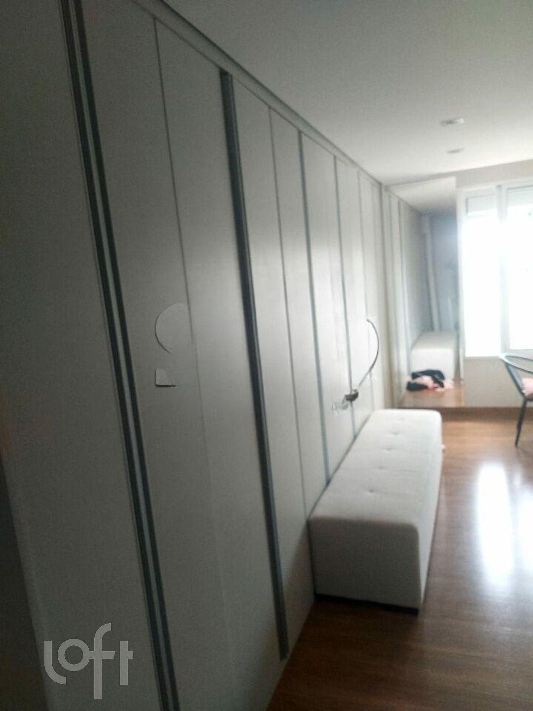 Apartamento à venda com 3 quartos, 144m² - Foto 9