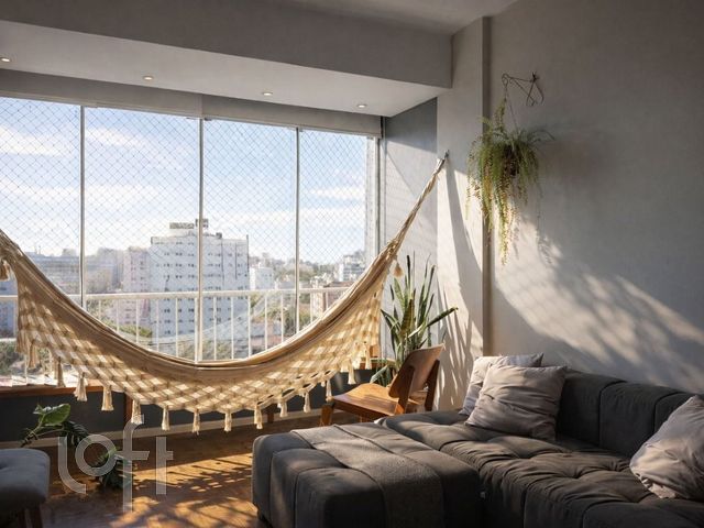 Apartamento com 75m², 2 dormitórios, Santana em Porto Alegre