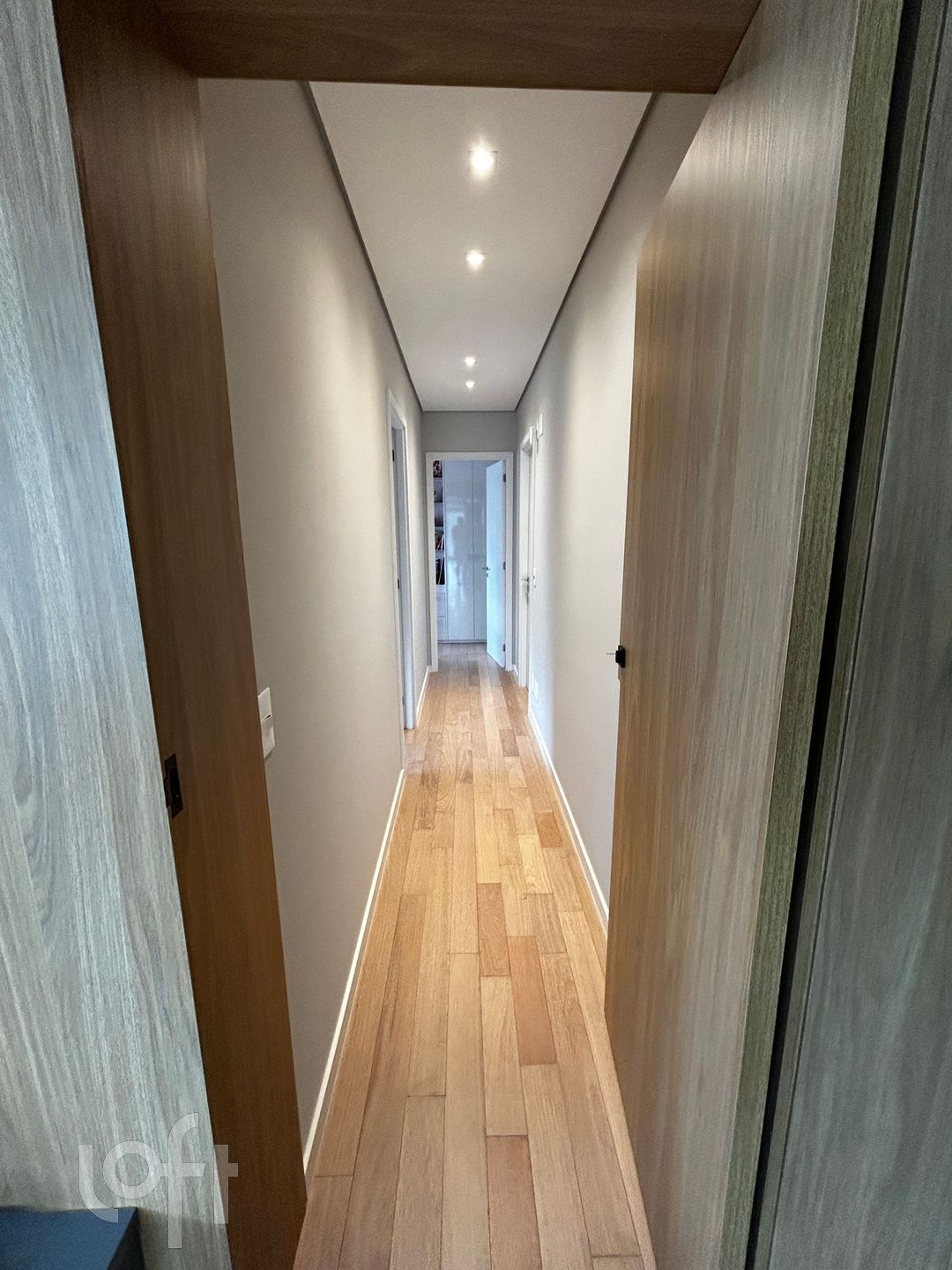 Apartamento à venda com 3 quartos, 136m² - Foto 11