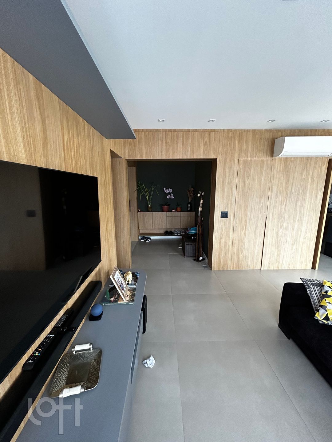 Apartamento à venda com 3 quartos, 136m² - Foto 2