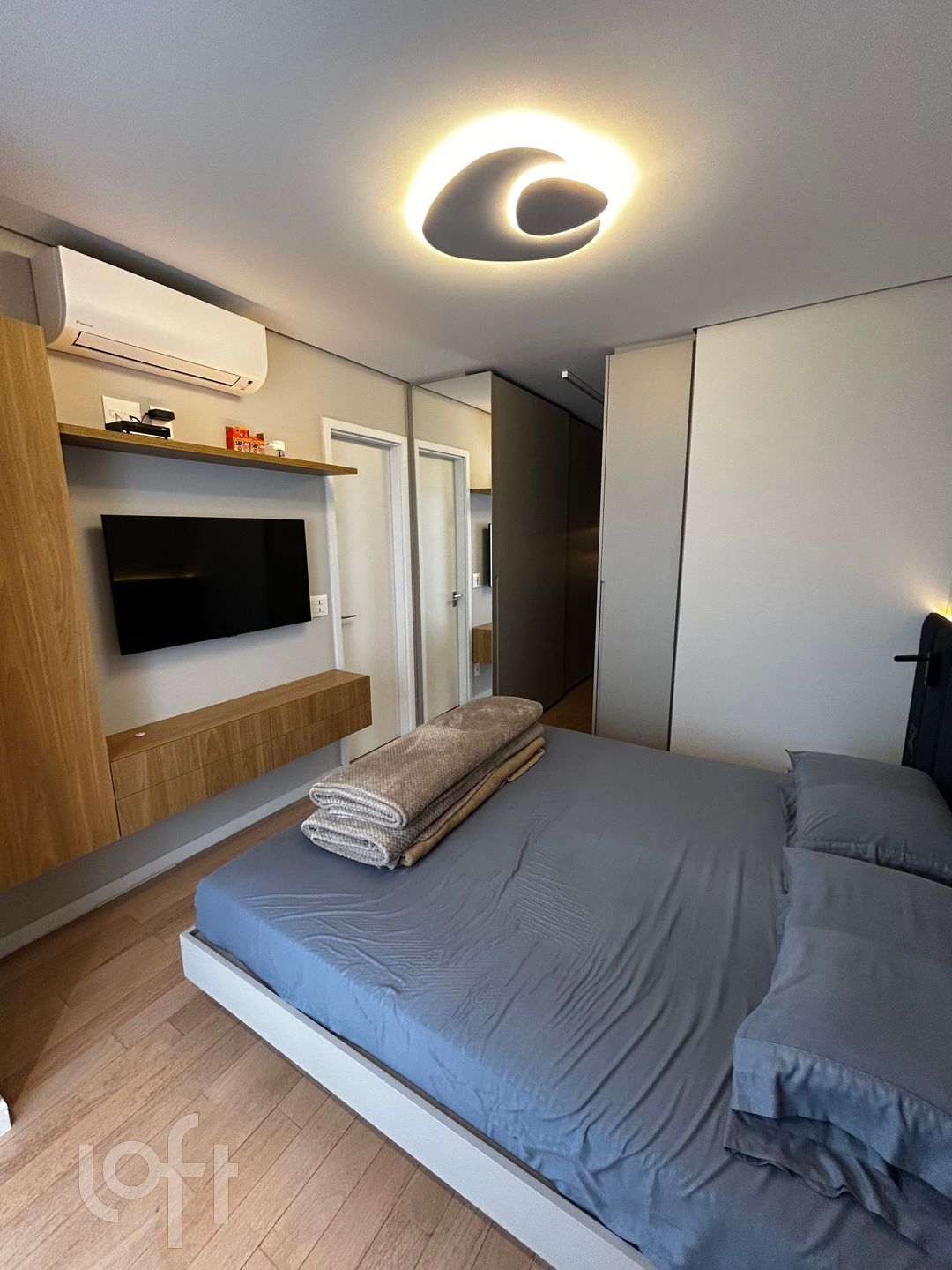 Apartamento à venda com 3 quartos, 136m² - Foto 19