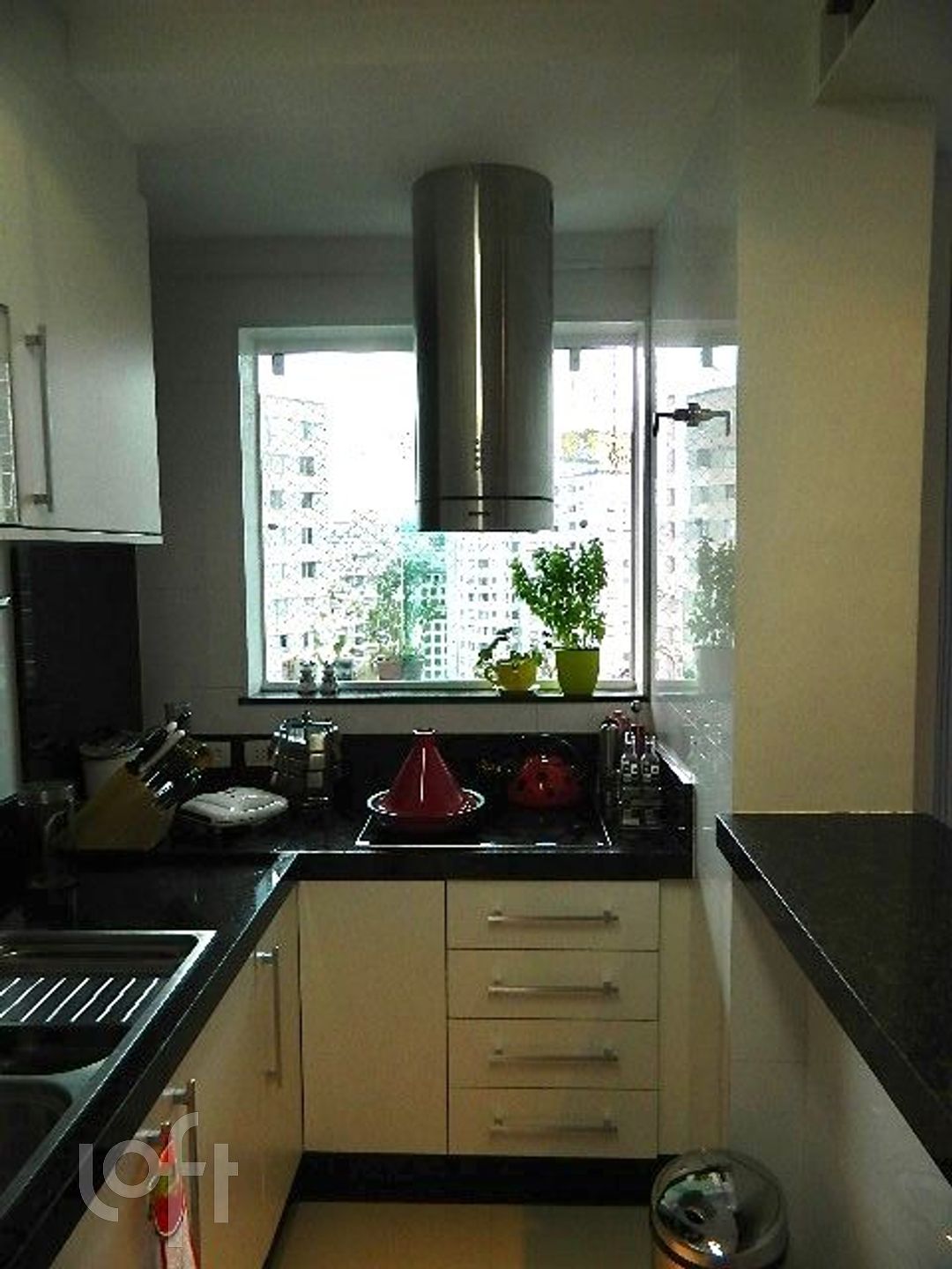 Apartamento à venda com 1 quarto, 55m² - Foto 8