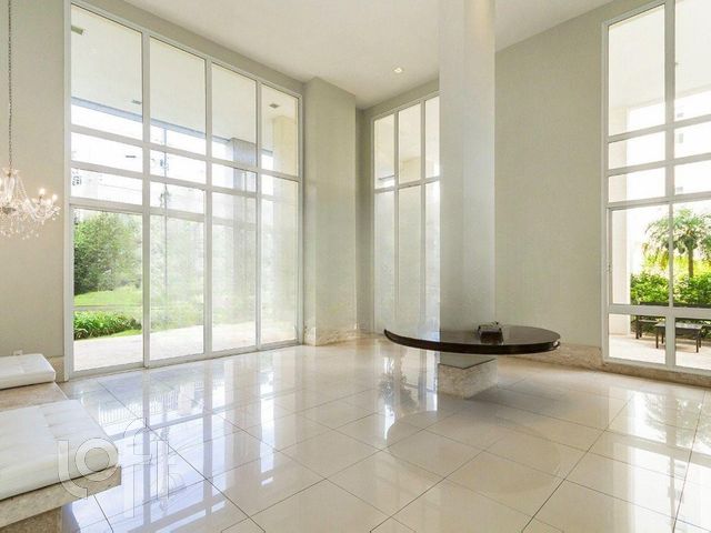 Apartamento com 146m², 3 dormitórios, 2 suítes, 2 vagas, Jardim Europa em Porto Alegre