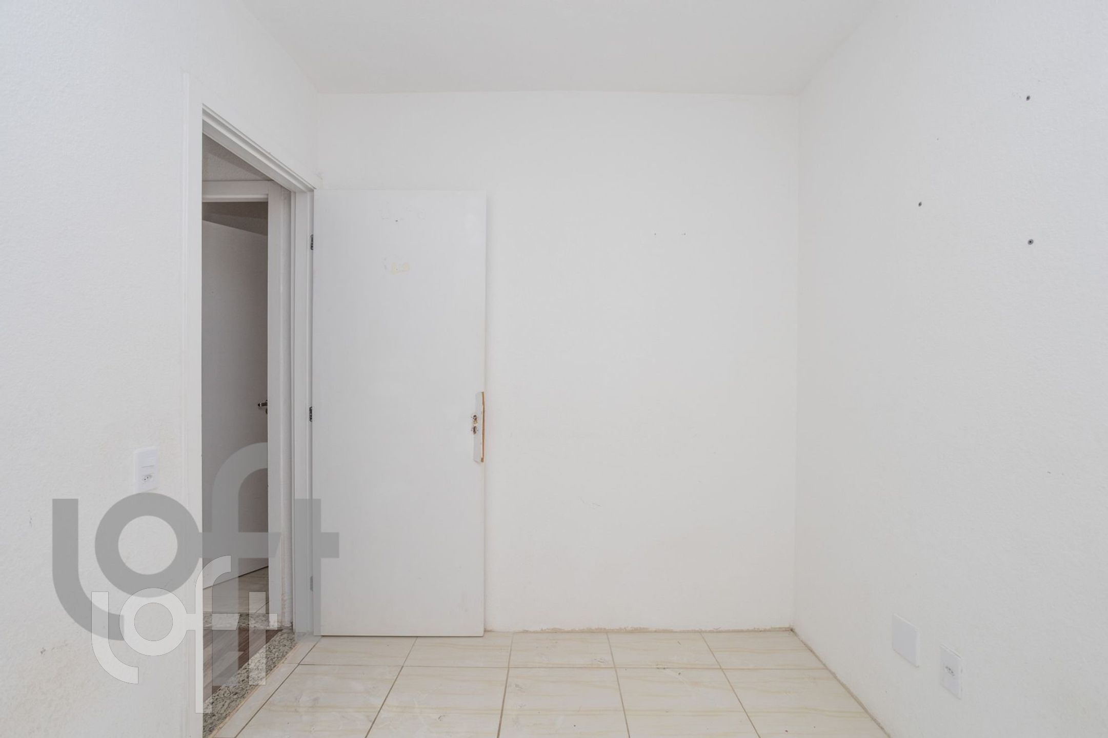 Apartamento à venda com 2 quartos, 39m² - Foto 9