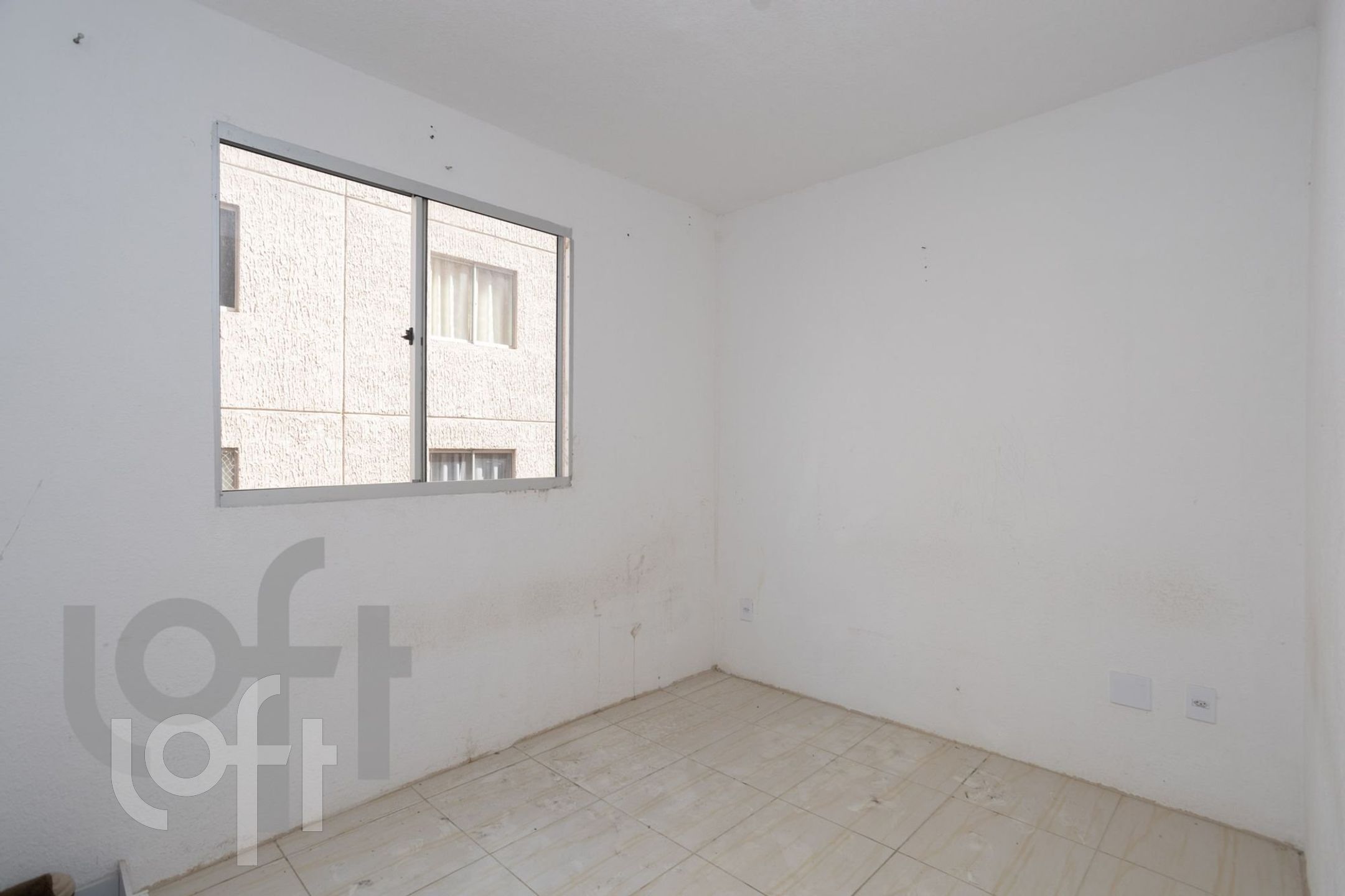 Apartamento à venda com 2 quartos, 39m² - Foto 2