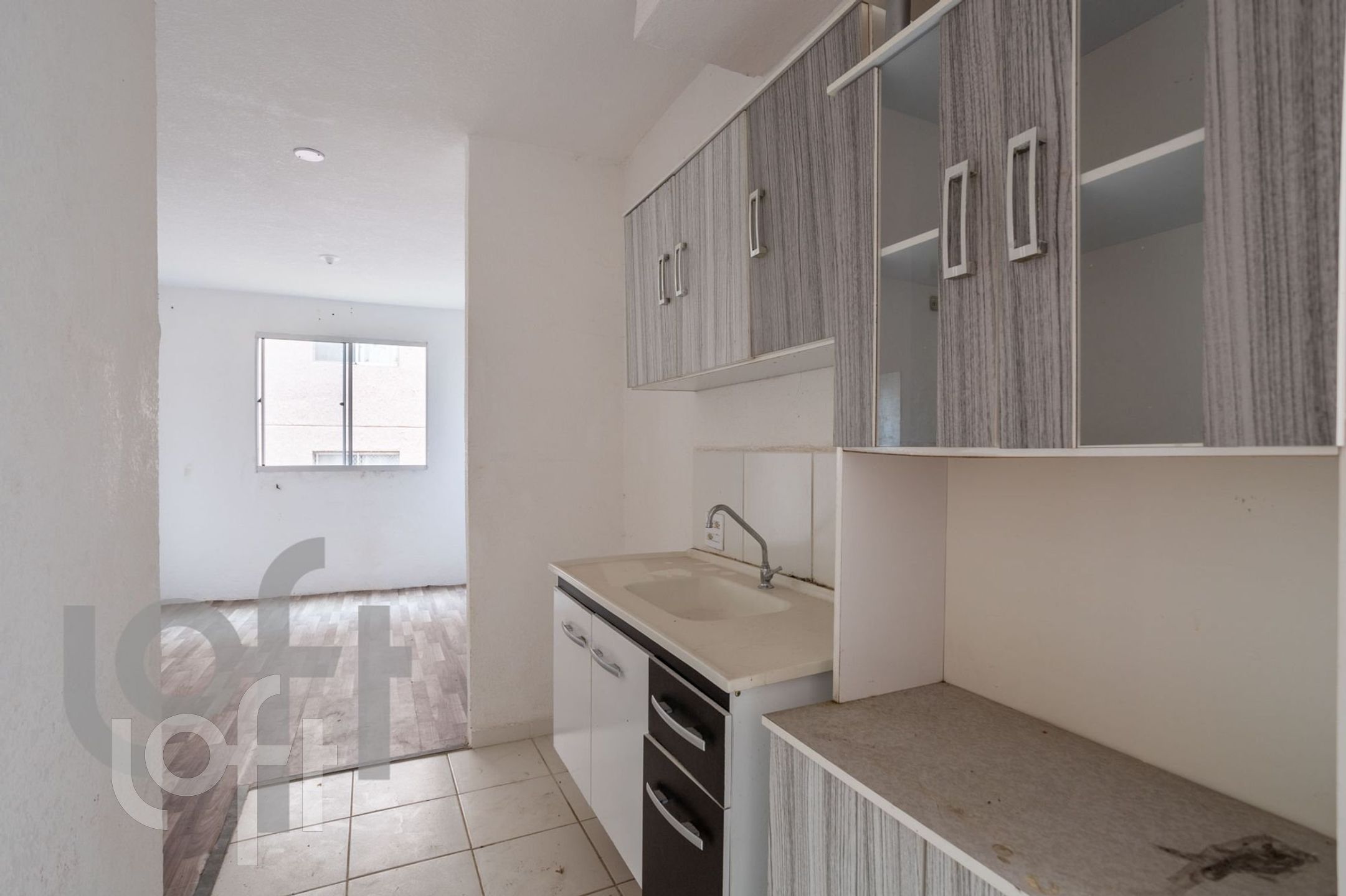 Apartamento à venda com 2 quartos, 39m² - Foto 17