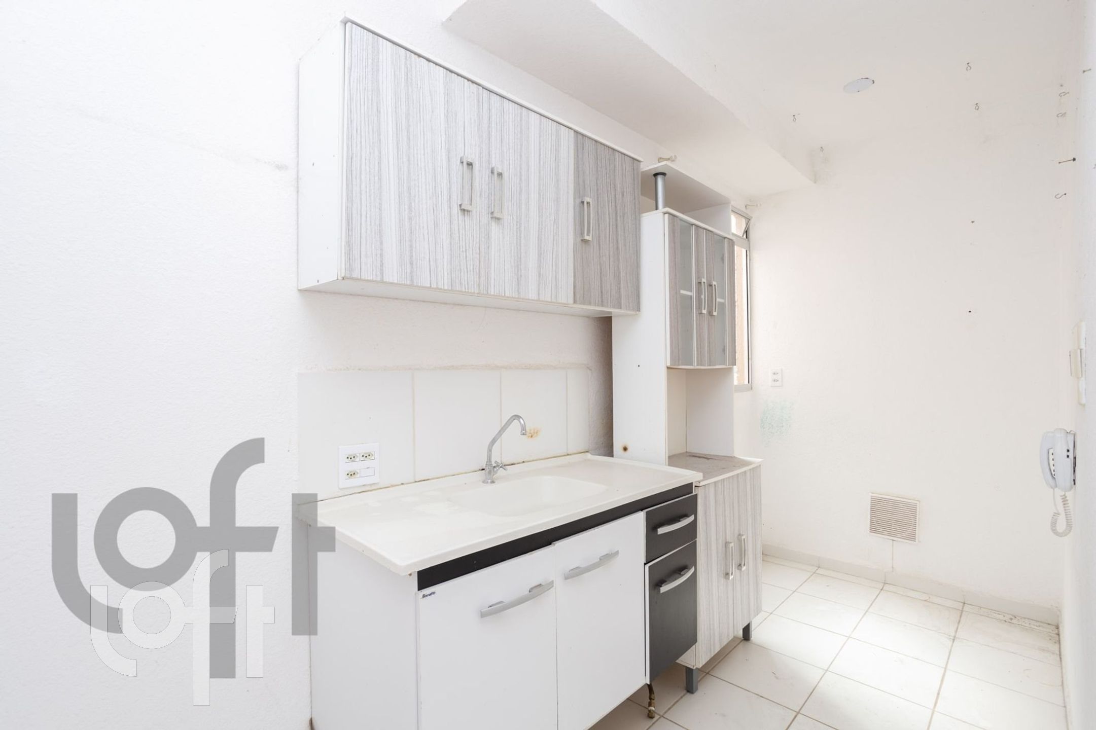 Apartamento à venda com 2 quartos, 39m² - Foto 18