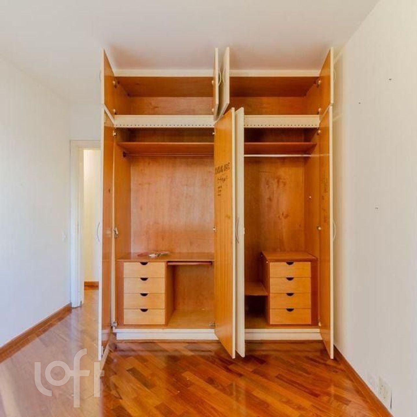 Apartamento à venda com 4 quartos, 142m² - Foto 41