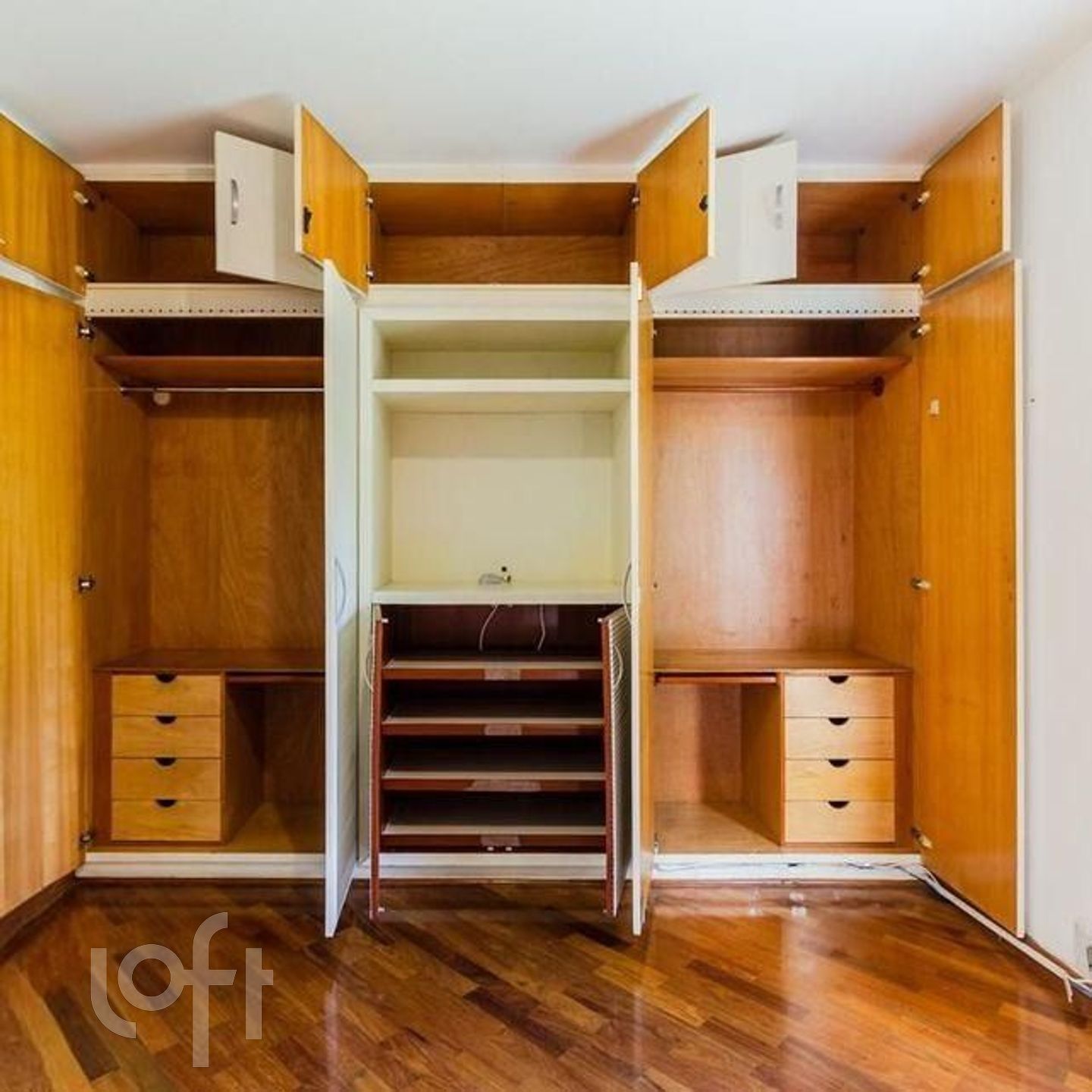 Apartamento à venda com 4 quartos, 142m² - Foto 30