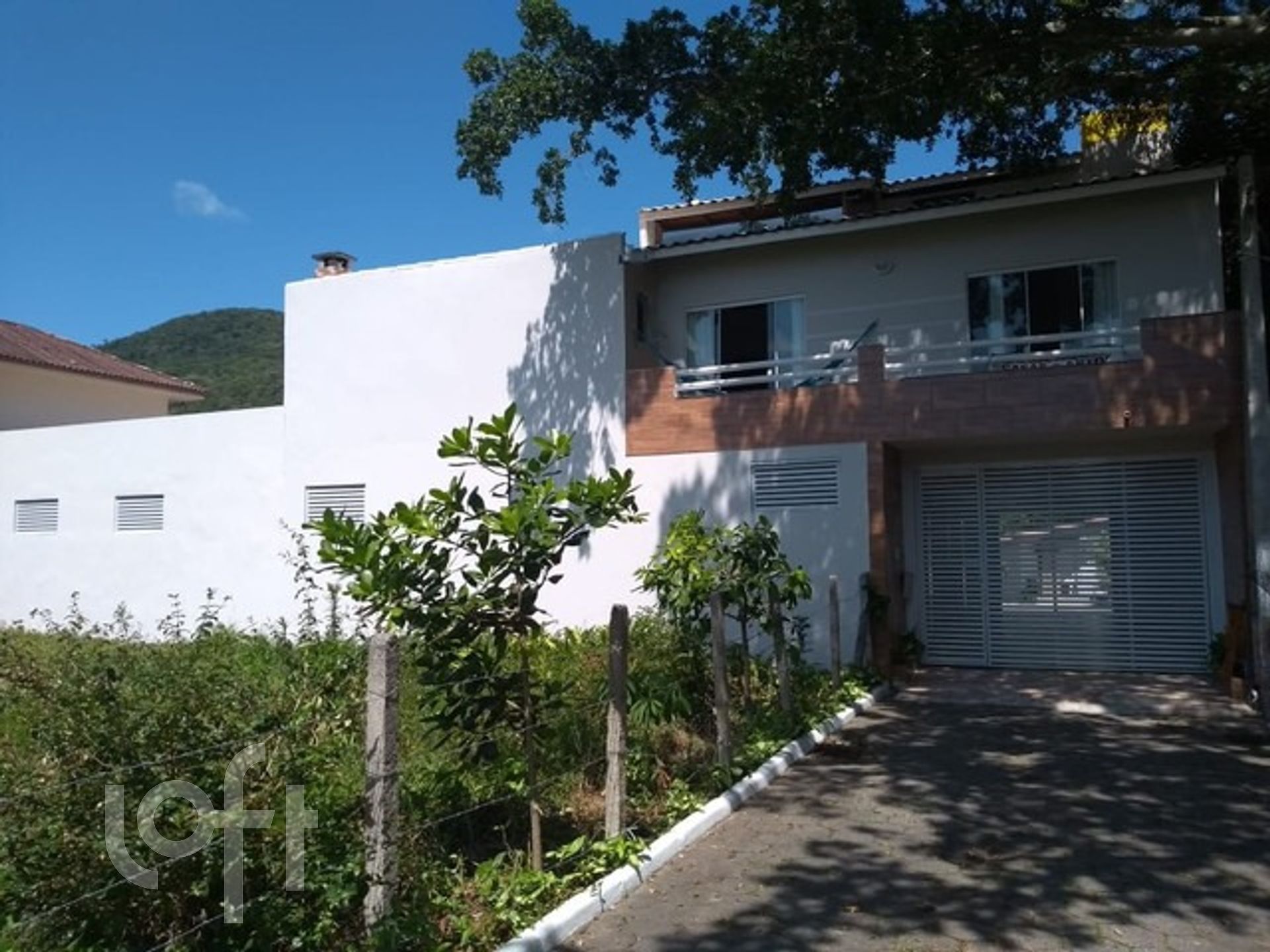 Casa Residencial com 690m², 10 quartos, no bairro Armação em Florianópolis