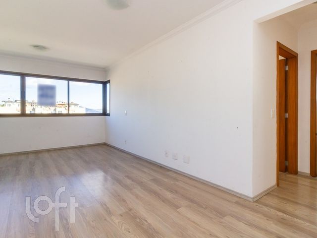 Apartamento com 75m², 2 dormitórios, 1 suíte, 2 vagas, Chácara das Pedras em Porto Alegre